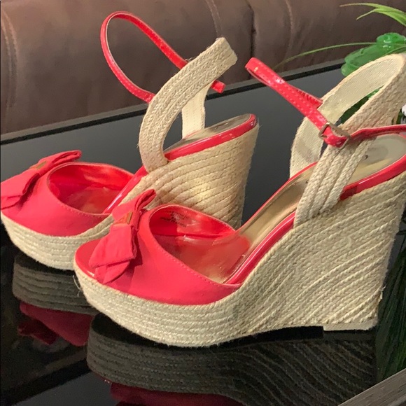 Guess bow heels - Picture 3 of 4